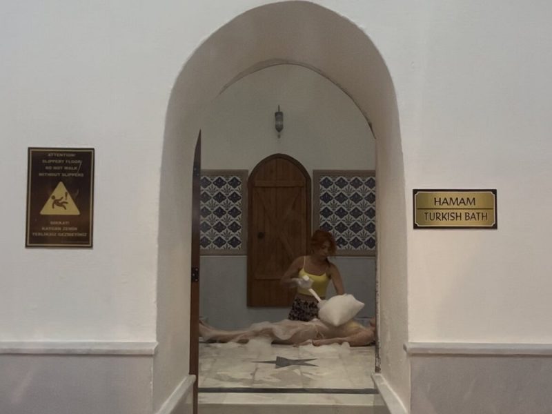 Tarihi Hatuniye Hamamı İzmir